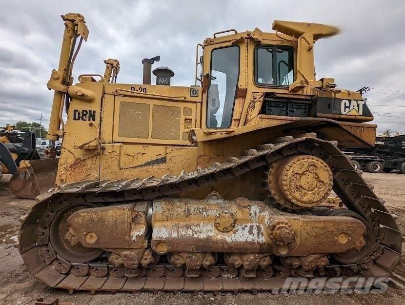 CAT D8N Pásové dozéry