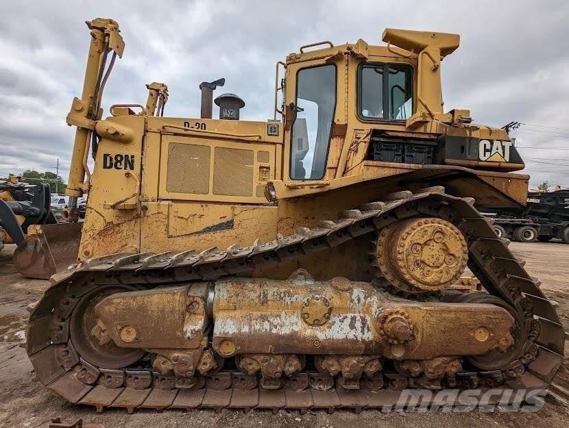 CAT D8N Pásové dozéry