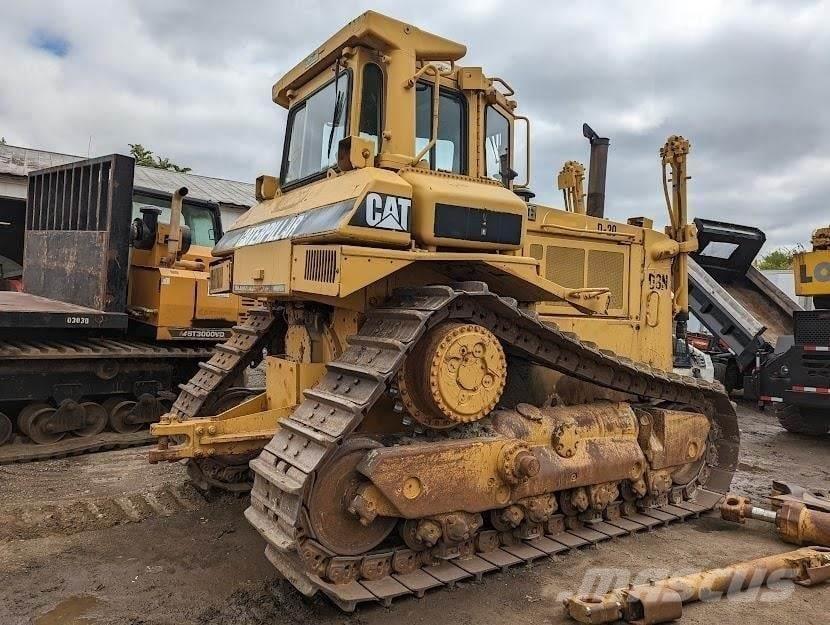 CAT D8N Pásové dozéry