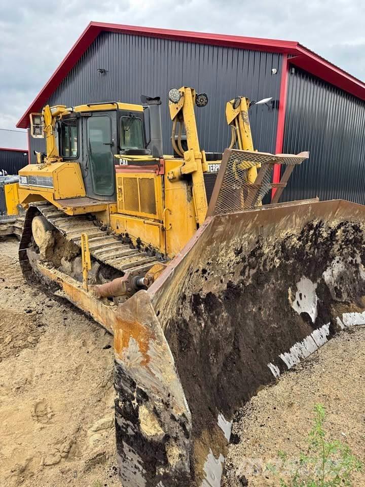 CAT D8R Pásové dozéry