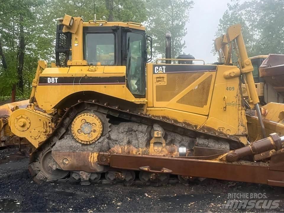 CAT D8T Pásové dozéry