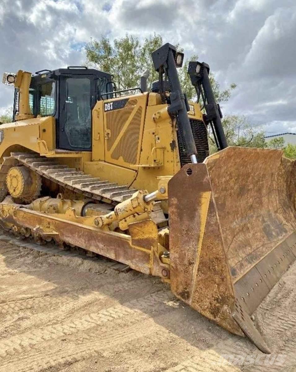 CAT D8T Pásové dozéry