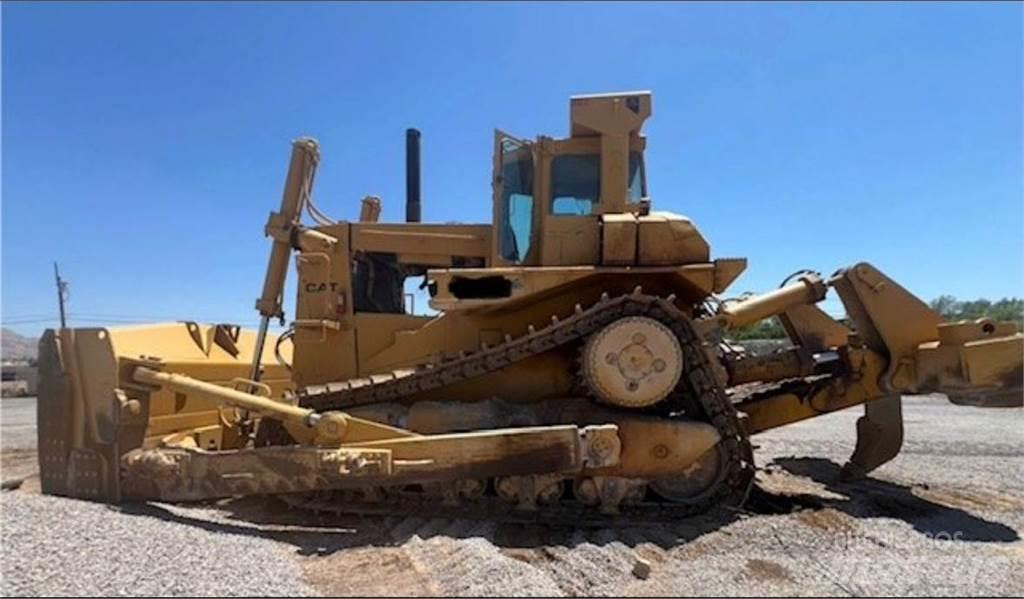 CAT D9L Pásové dozéry