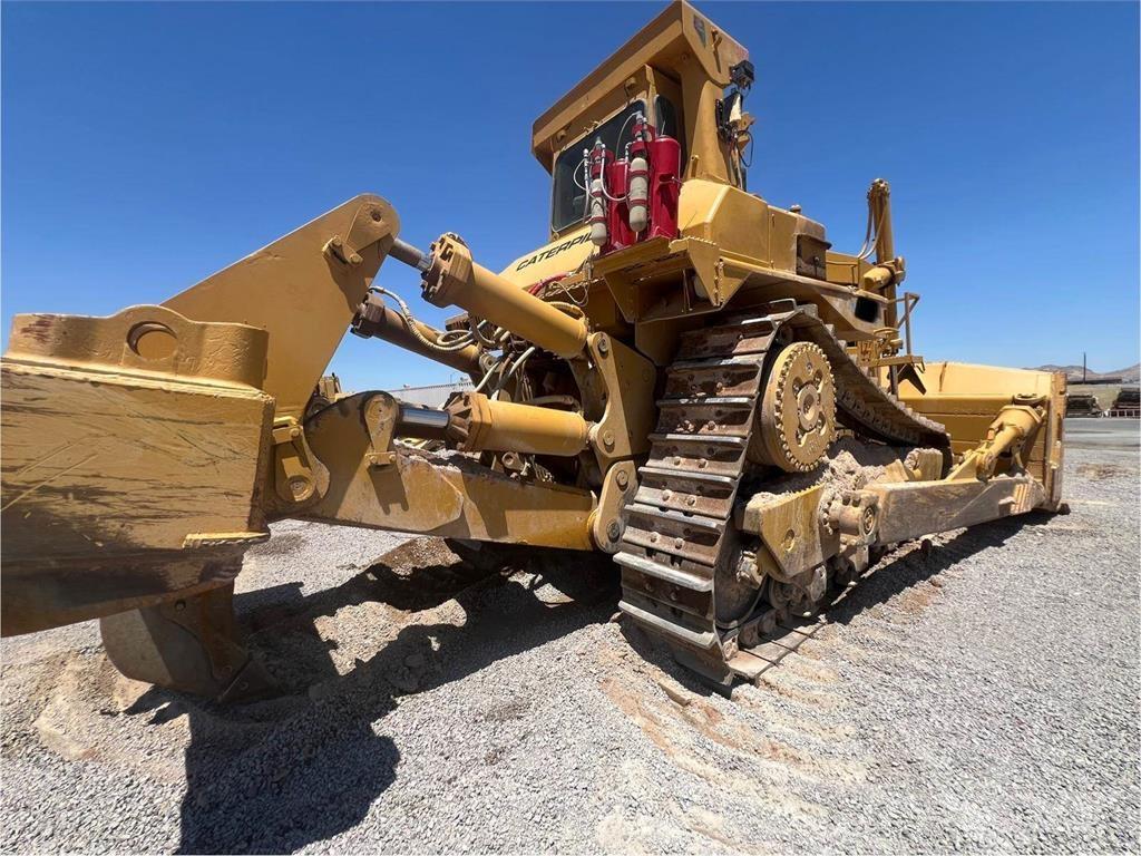 CAT D9L Pásové dozéry