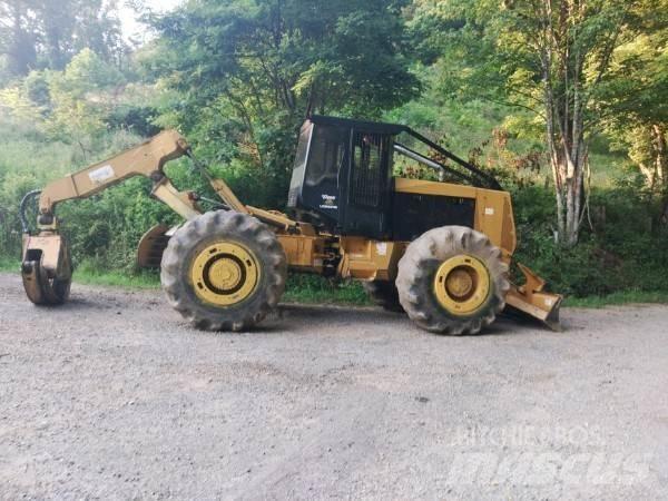  CTR 950B Skiddery