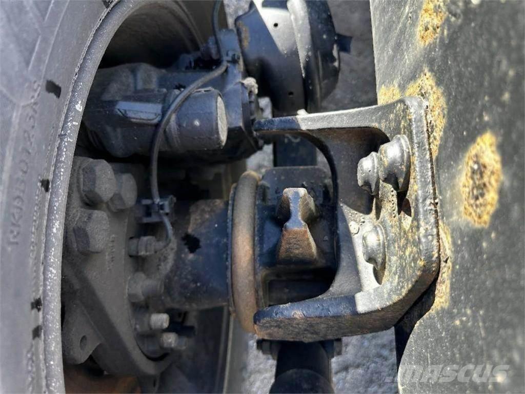  Dana LT625 Nápravy
