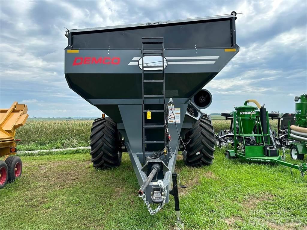 Demco 1100 Obilné návesy