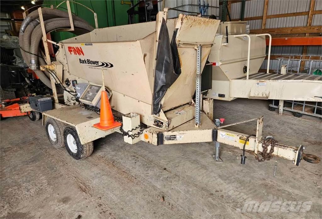 Finn BB302 Komunálne / Multi-úžitkové vozidlá