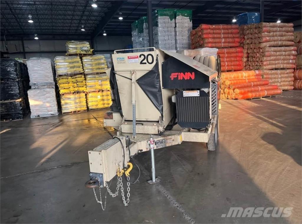 Finn BB302 Komunálne / Multi-úžitkové vozidlá