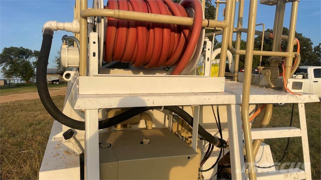 Finn T120 Násypky, dúchadlá a dopravníky