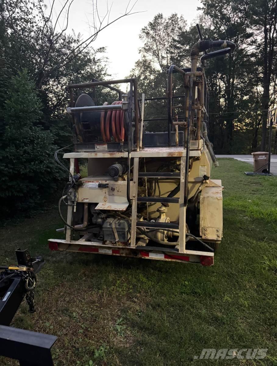 Finn T120 Násypky, dúchadlá a dopravníky