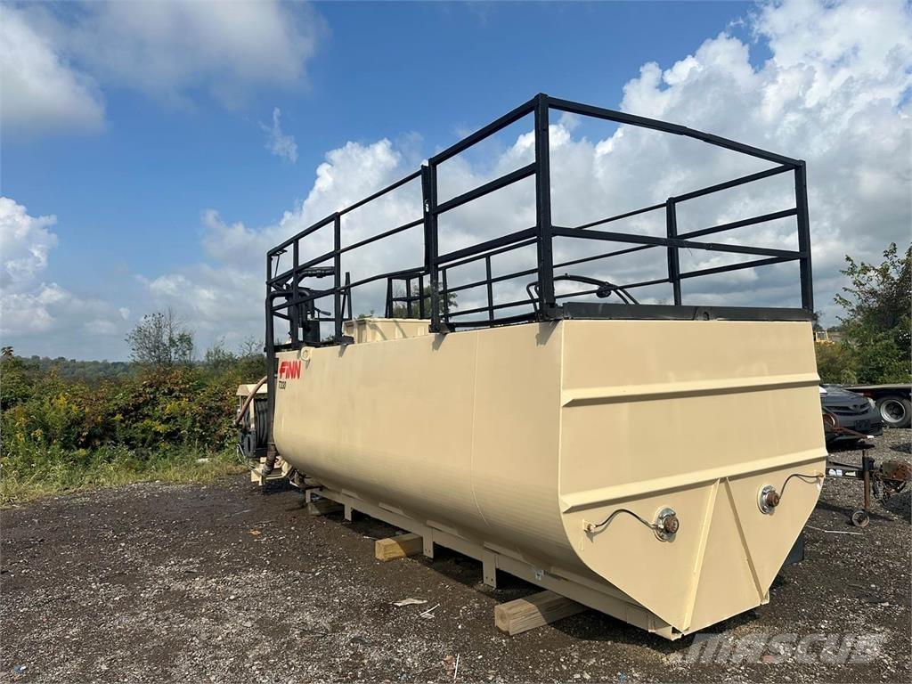 Finn T330 Násypky, dúchadlá a dopravníky