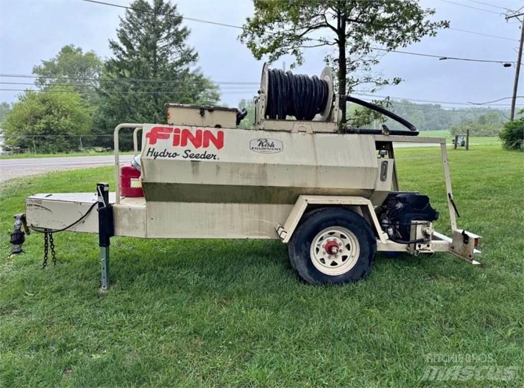 Finn T60T Násypky, dúchadlá a dopravníky