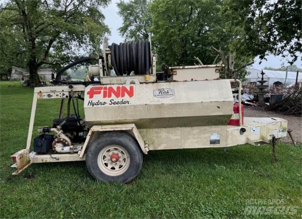 Finn T60T Násypky, dúchadlá a dopravníky