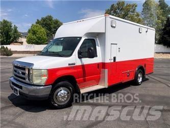 Ford E-450 Sanitky