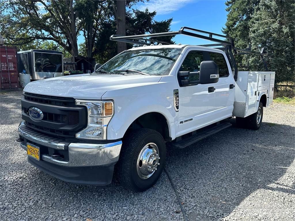 Ford F-350 Komunálne / Multi-úžitkové vozidlá
