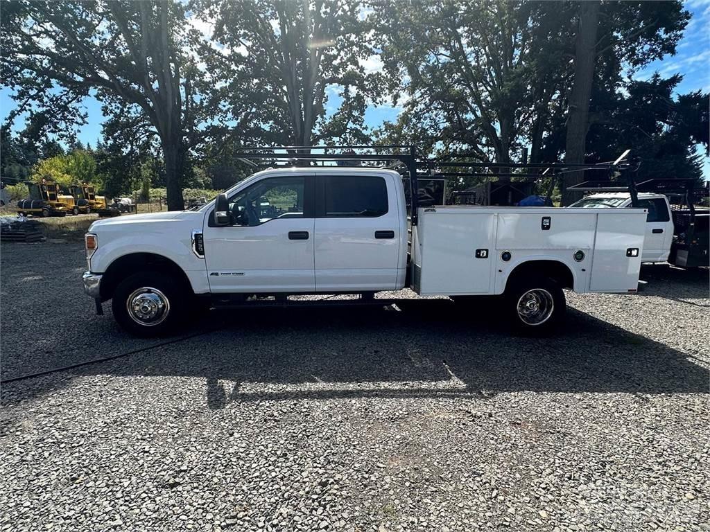 Ford F-350 Komunálne / Multi-úžitkové vozidlá