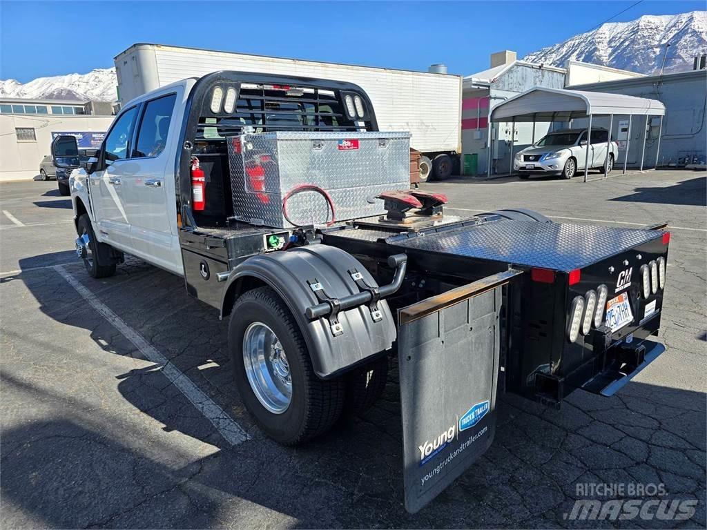 Ford F-350 Nakladacia/sklápacia bočnica
