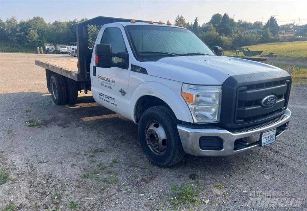 Ford F-350 Plošinové nákladné automobily/nákladné automobily so sklápacími bočnicami