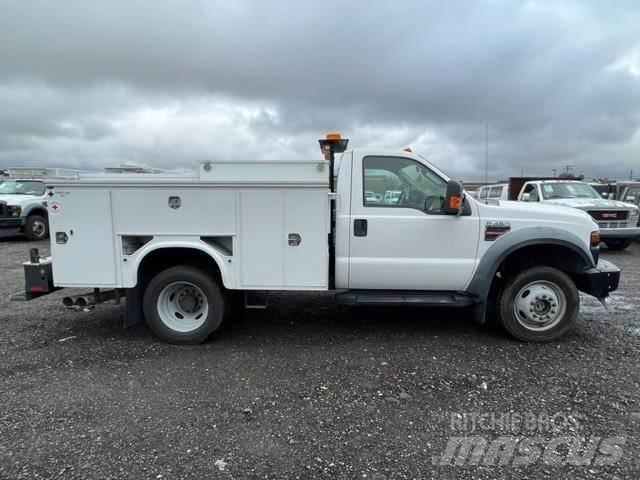 Ford F-450 Komunálne / Multi-úžitkové vozidlá