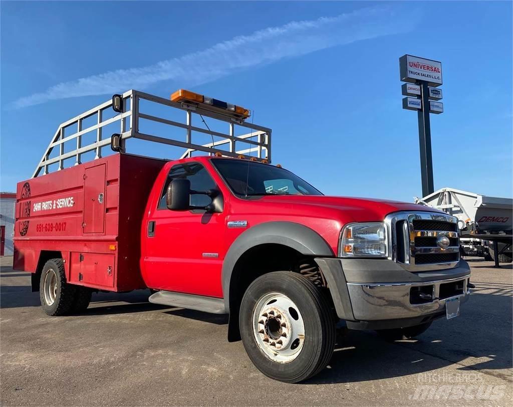 Ford F-550 Komunálne / Multi-úžitkové vozidlá