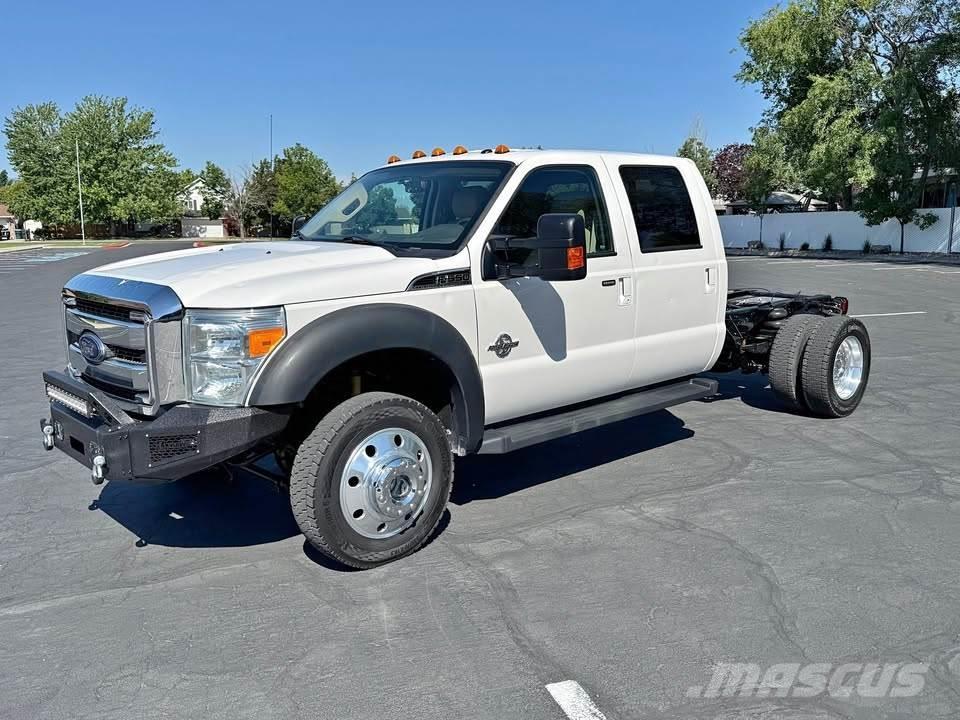 Ford F-550 Nákladné vozidlá bez nadstavby