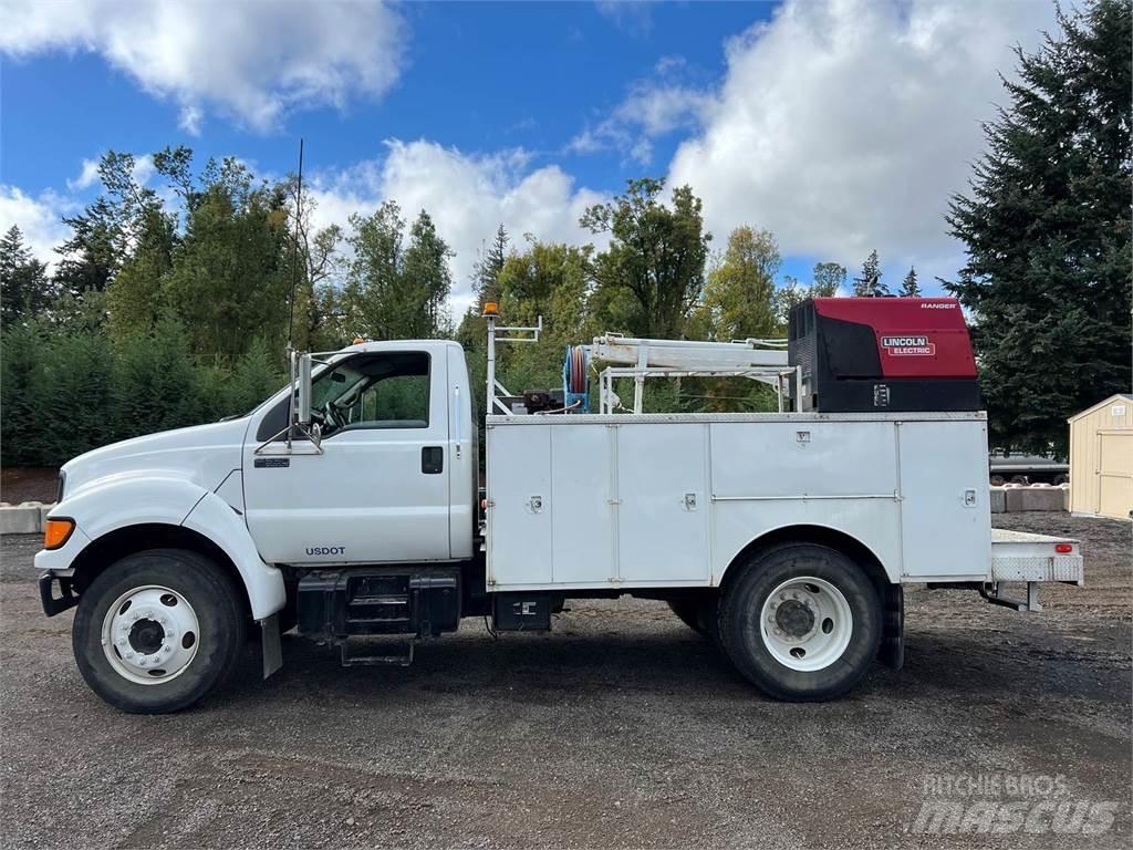 Ford F-650 Komunálne / Multi-úžitkové vozidlá