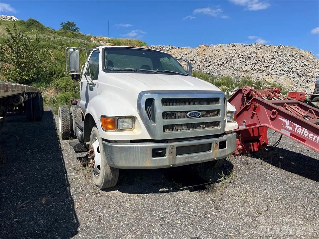Ford F-650 Nákladné vozidlá bez nadstavby