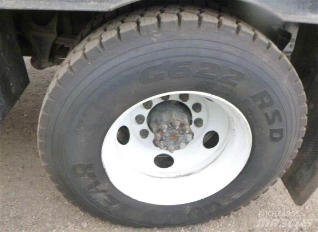 Ford F-650 Kombinované/Čerpacie cisterny