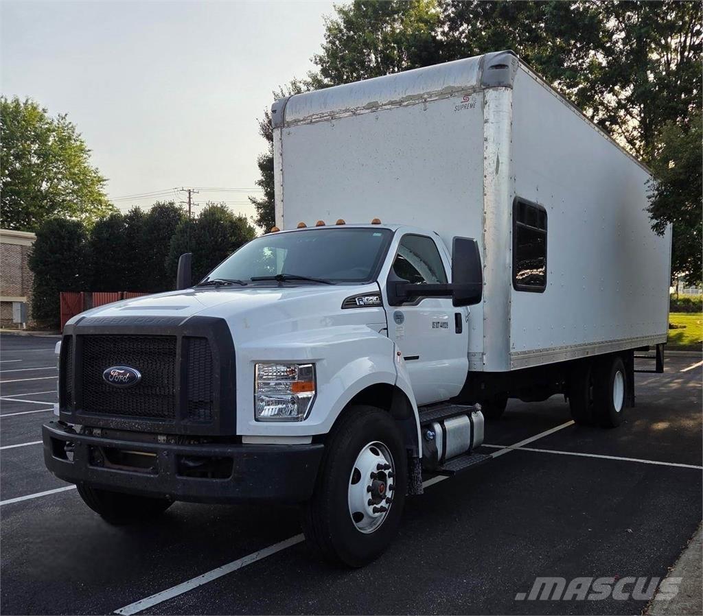 Ford F-650 Skriňová nadstavba