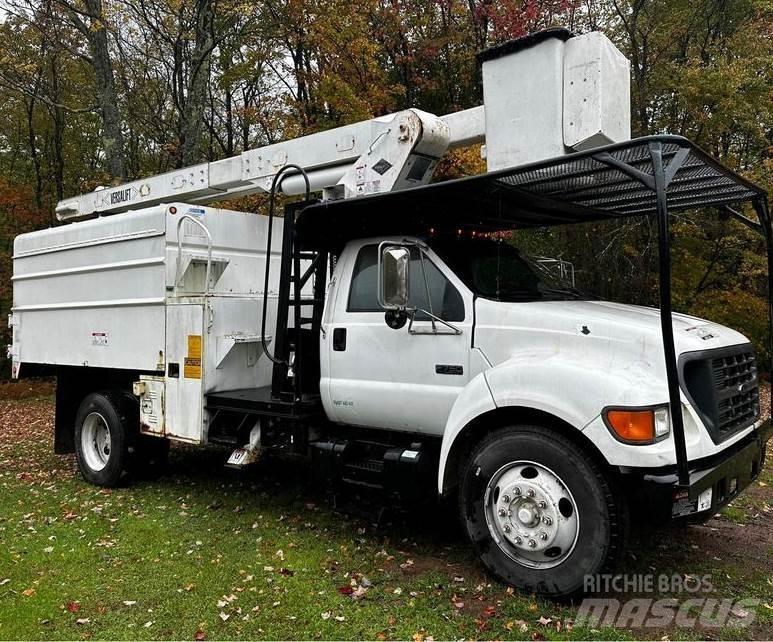Ford F-750 Autoplošiny