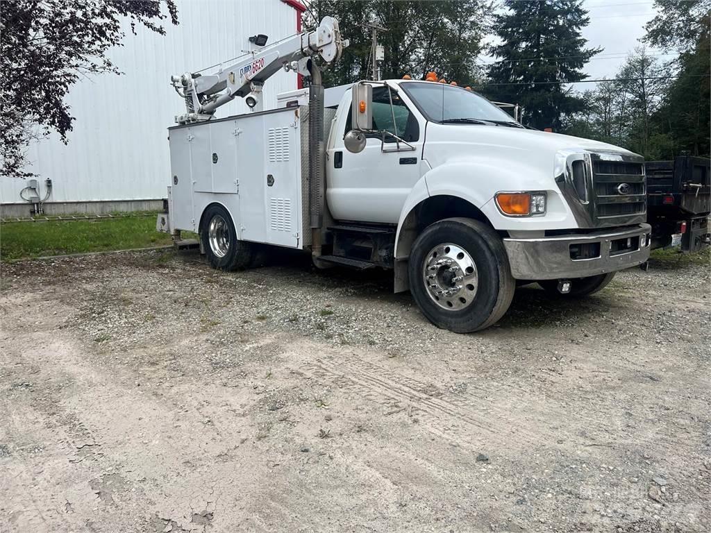 Ford F-750 Komunálne / Multi-úžitkové vozidlá