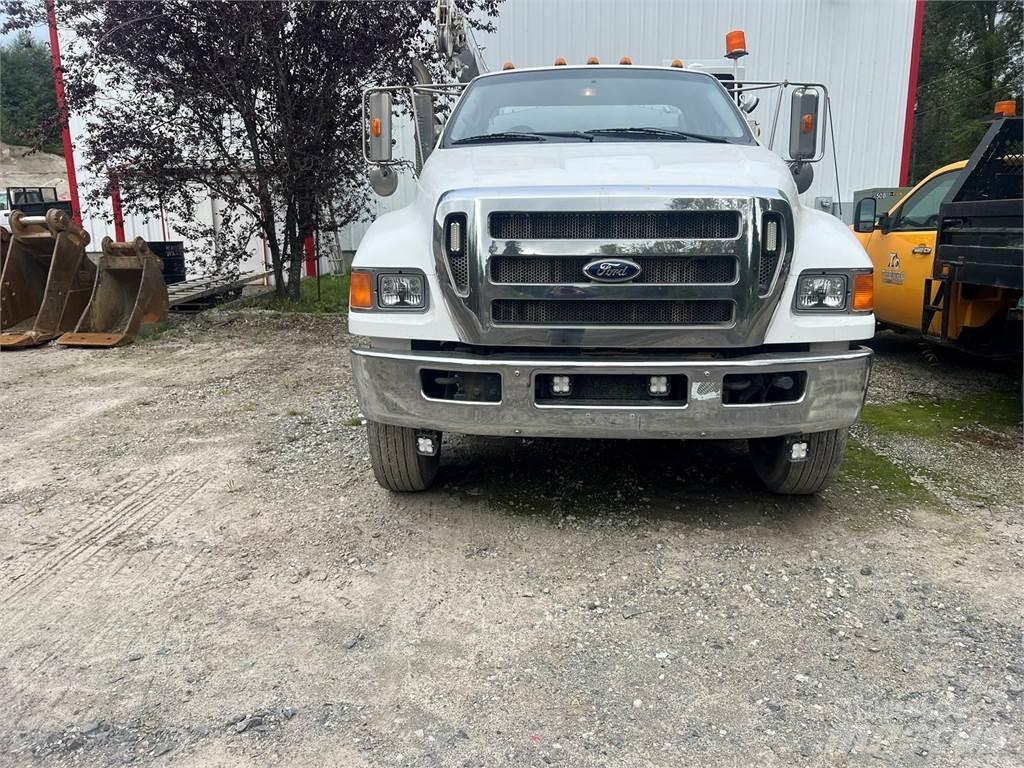 Ford F-750 Komunálne / Multi-úžitkové vozidlá