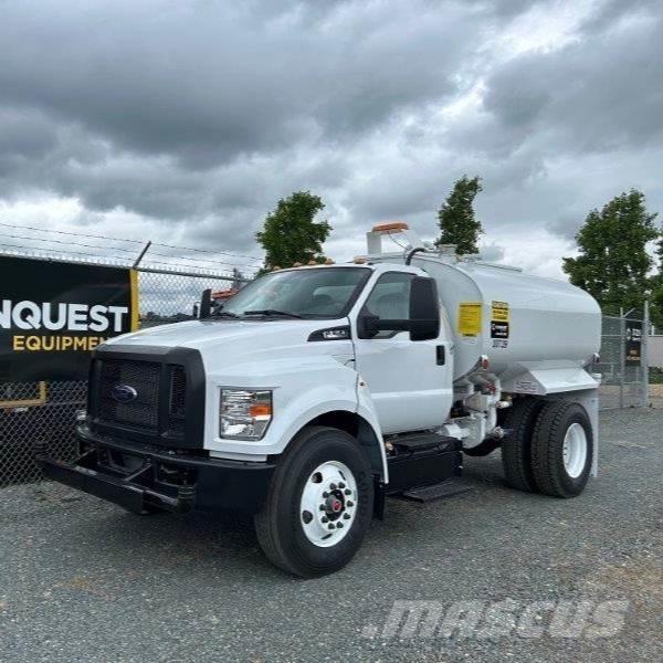 Ford F-750 Cisternové nákladné vozidlá