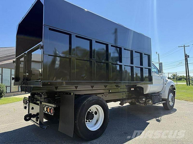 Ford F-750 Vozne na drevnú štiepku