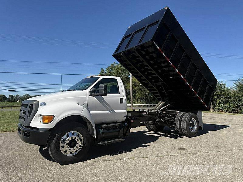 Ford F-750 Vozne na drevnú štiepku