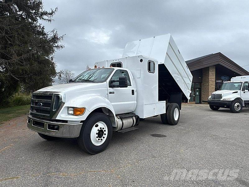 Ford F-750 Vozne na drevnú štiepku