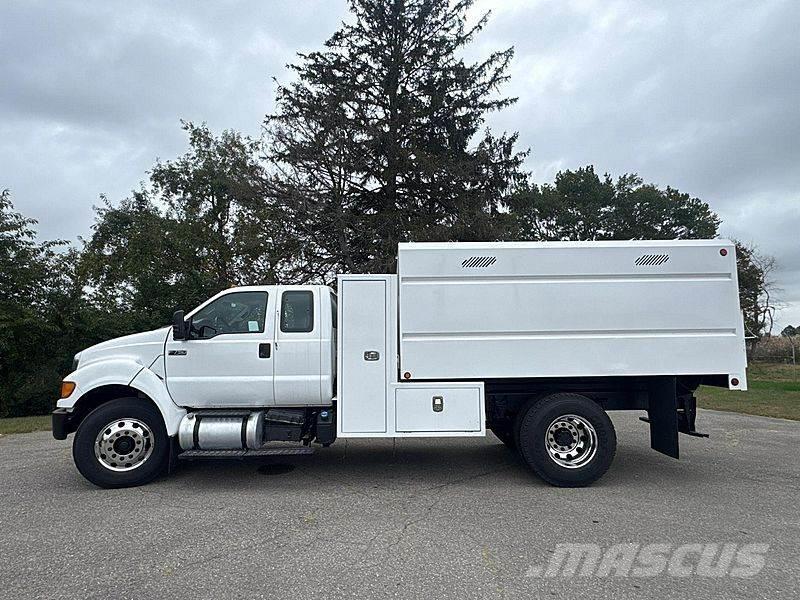 Ford F-750 Vozne na drevnú štiepku