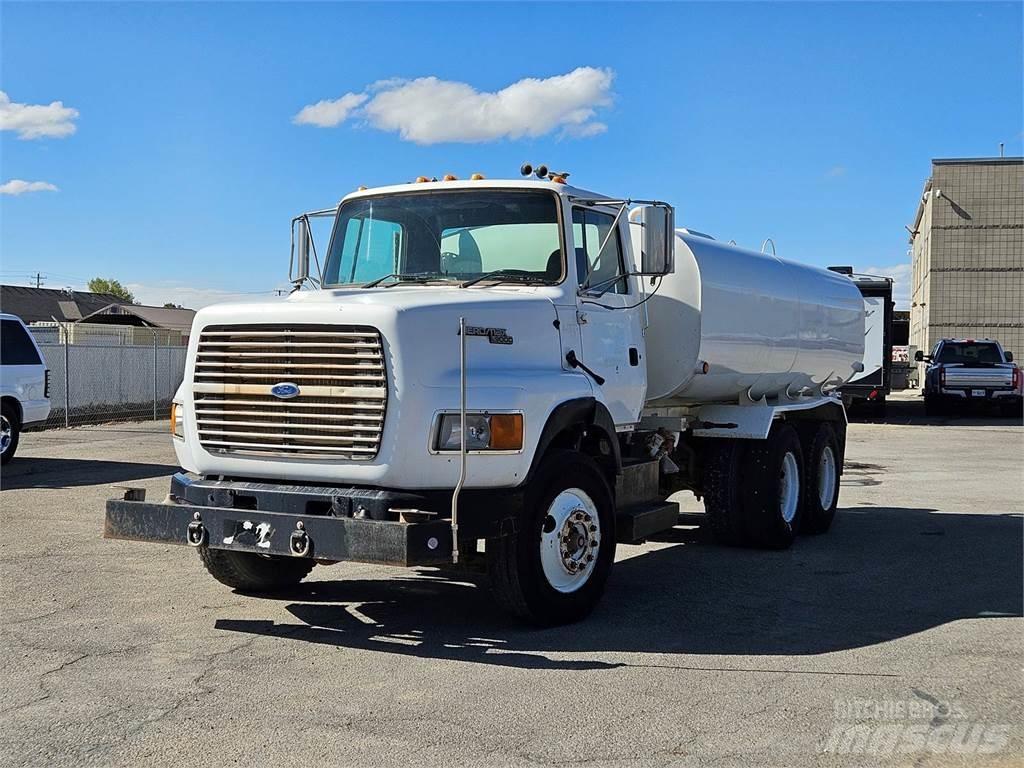 Ford L9000 Cisternové nákladné vozidlá