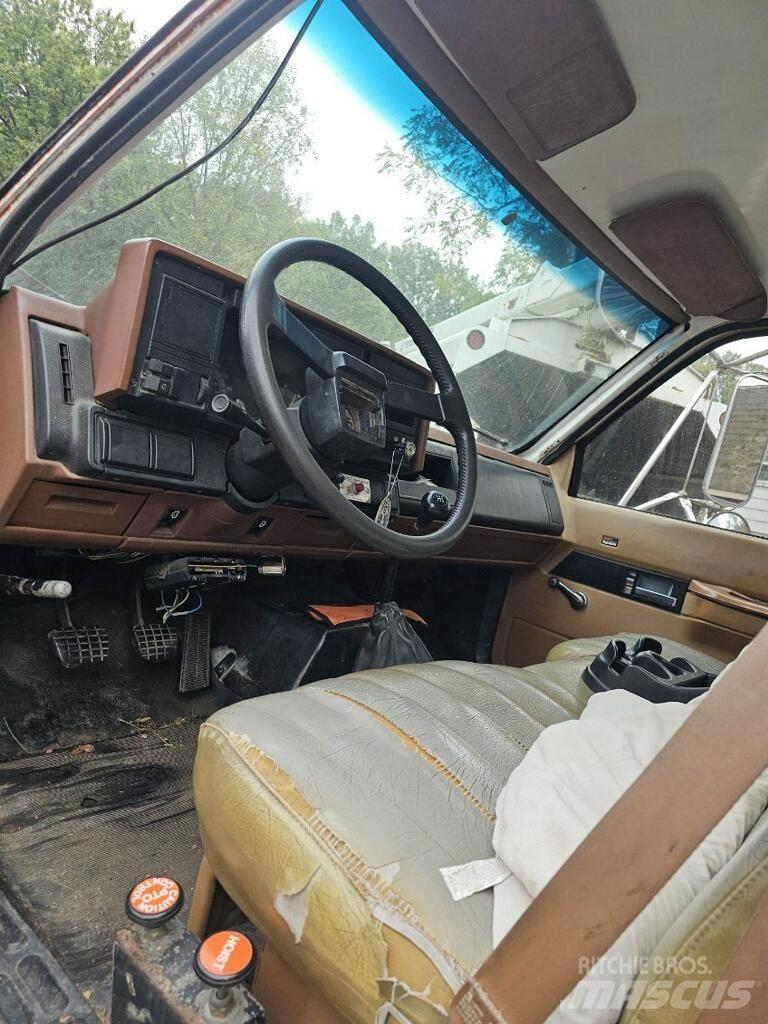 GMC C6000 Vozne na drevnú štiepku