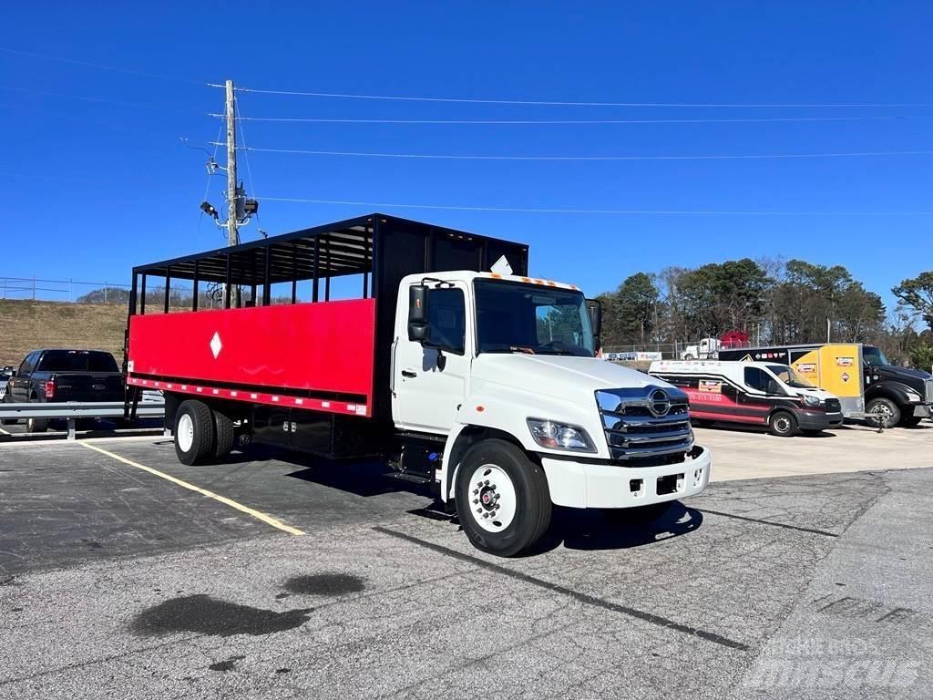 Hino L7 Cisternové nákladné vozidlá