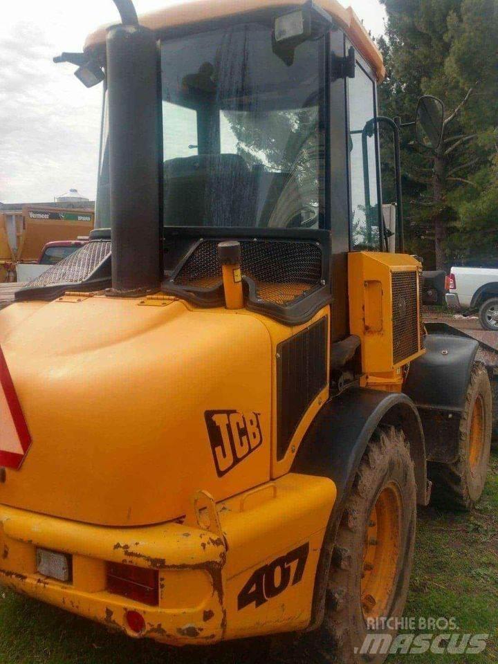 JCB 407 Kolesové nakladače