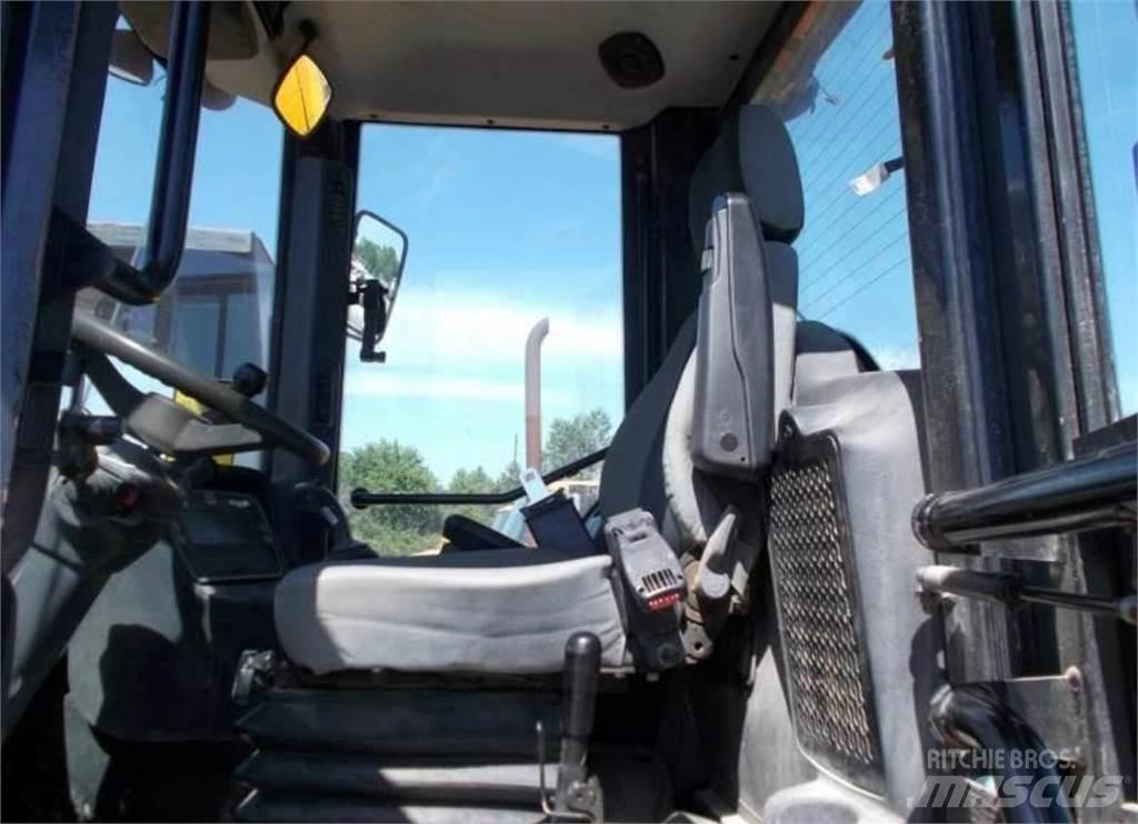 JCB 416 HT Kolesové nakladače