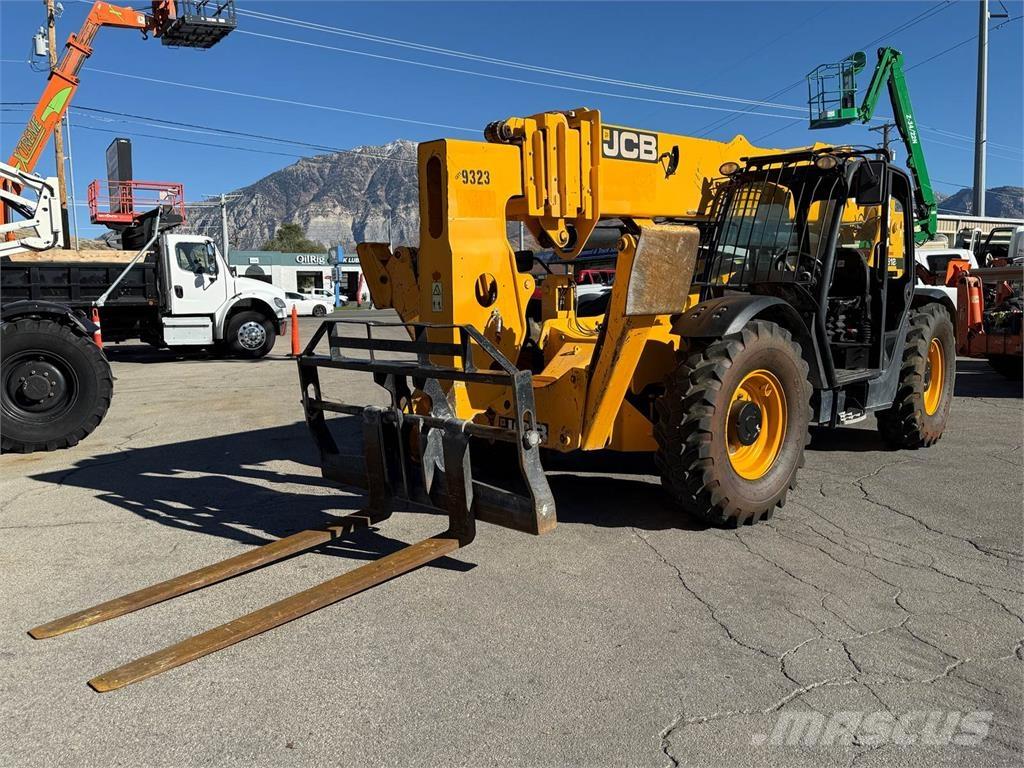 JCB 512-56 Teleskopické manipulátory