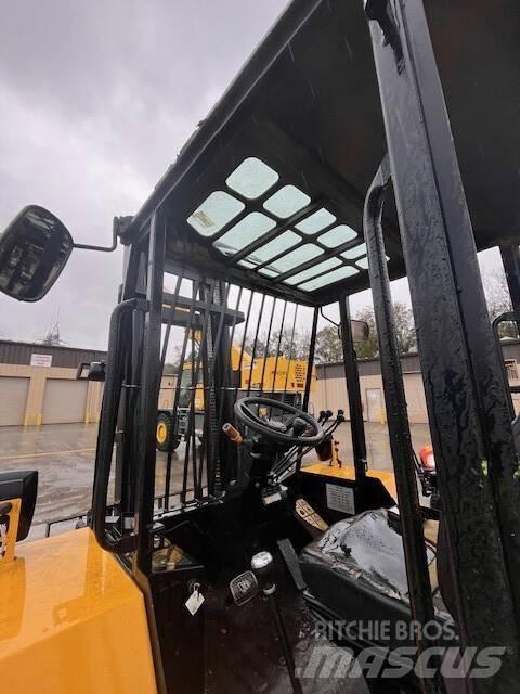 JCB 930 Iné