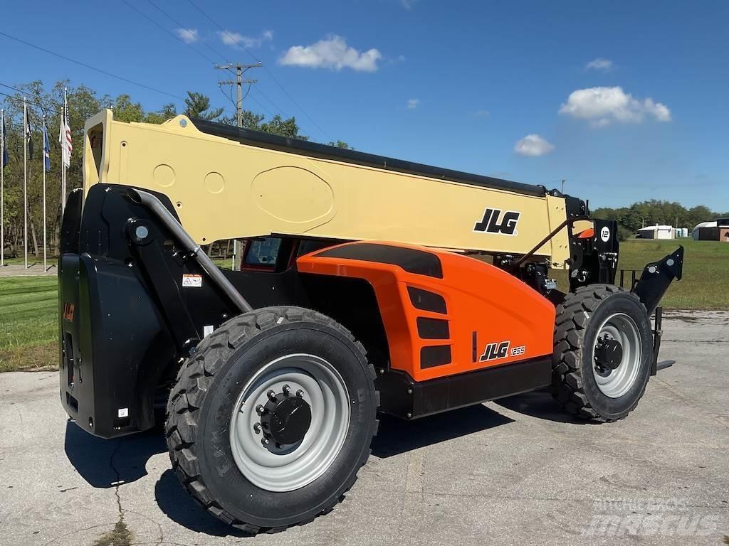 JLG 1255 Teleskopické manipulátory