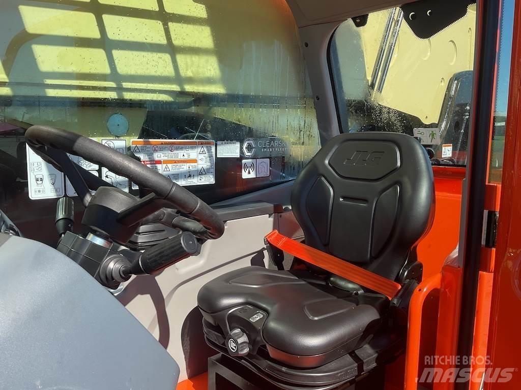JLG 1255 Teleskopické manipulátory