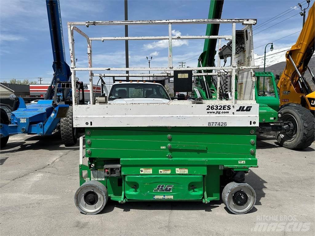 JLG 2632ES Nožnicové zdvíhacie plošiny