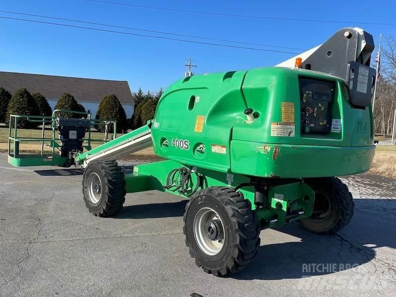 JLG 400S Teleskopické plošiny