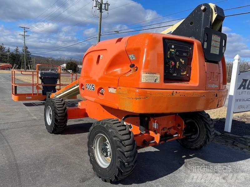 JLG 400S Teleskopické plošiny